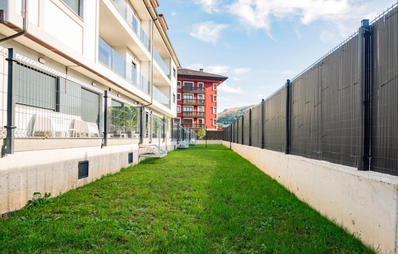 El Prau De Mito Apartment Onís Екстериор снимка